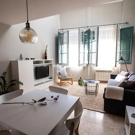 Bravissimo & Bike Apartment Girona
