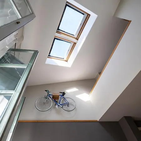 Bravissimo & Bike Apartment Girona